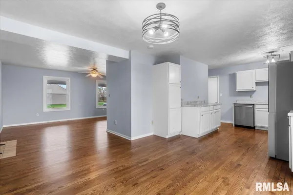 $245,000 | 160 Lebeau Street, New Berlin, IL 62670