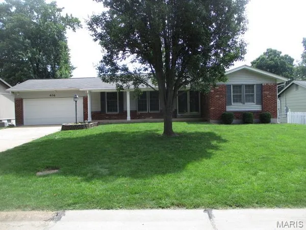 $349,000 | 414 Marie Lane, Ballwin, MO 63011