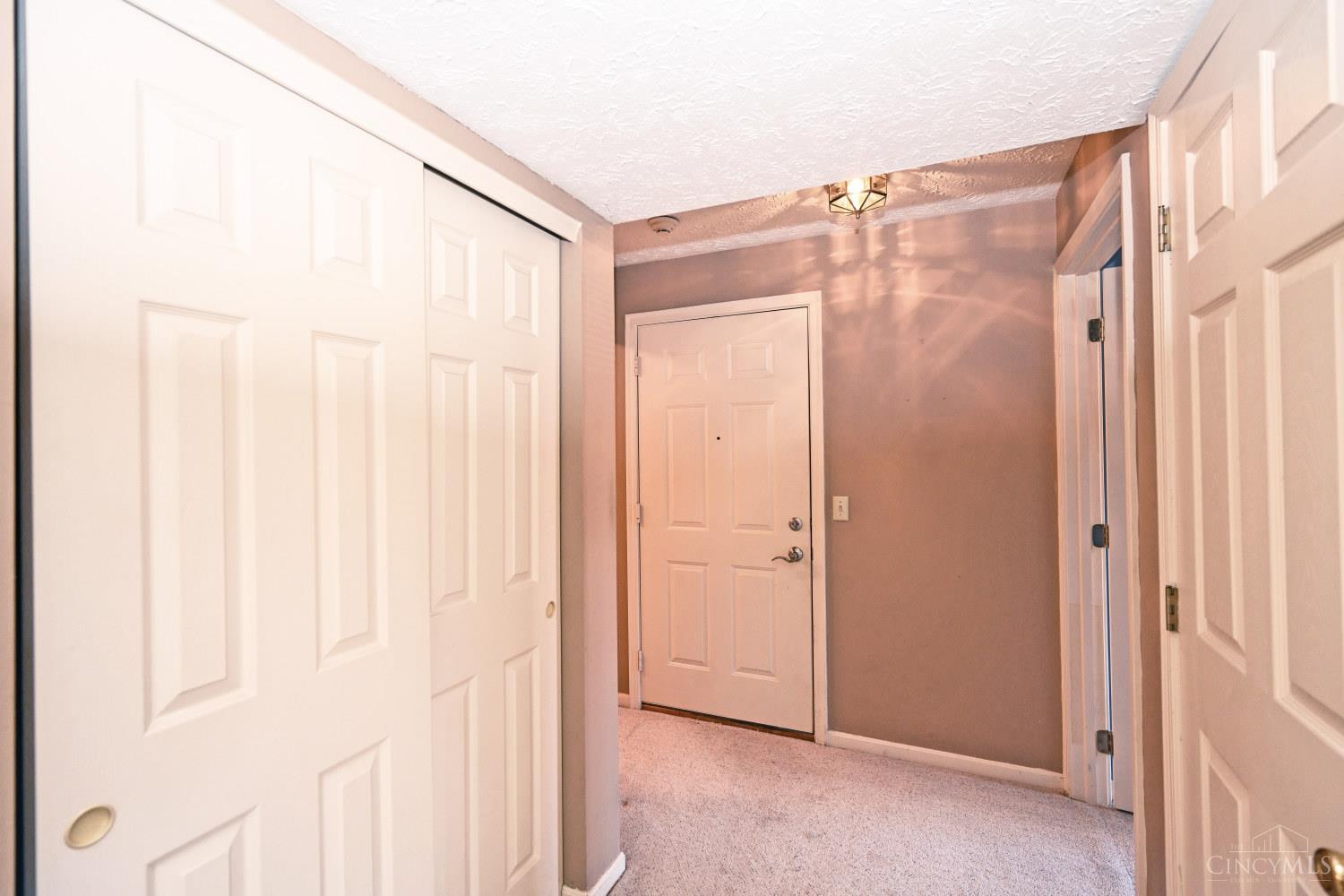 5761 Cheviot Road, Unit 3C Cincinnati, OH 45247 - Photo 7 of 34