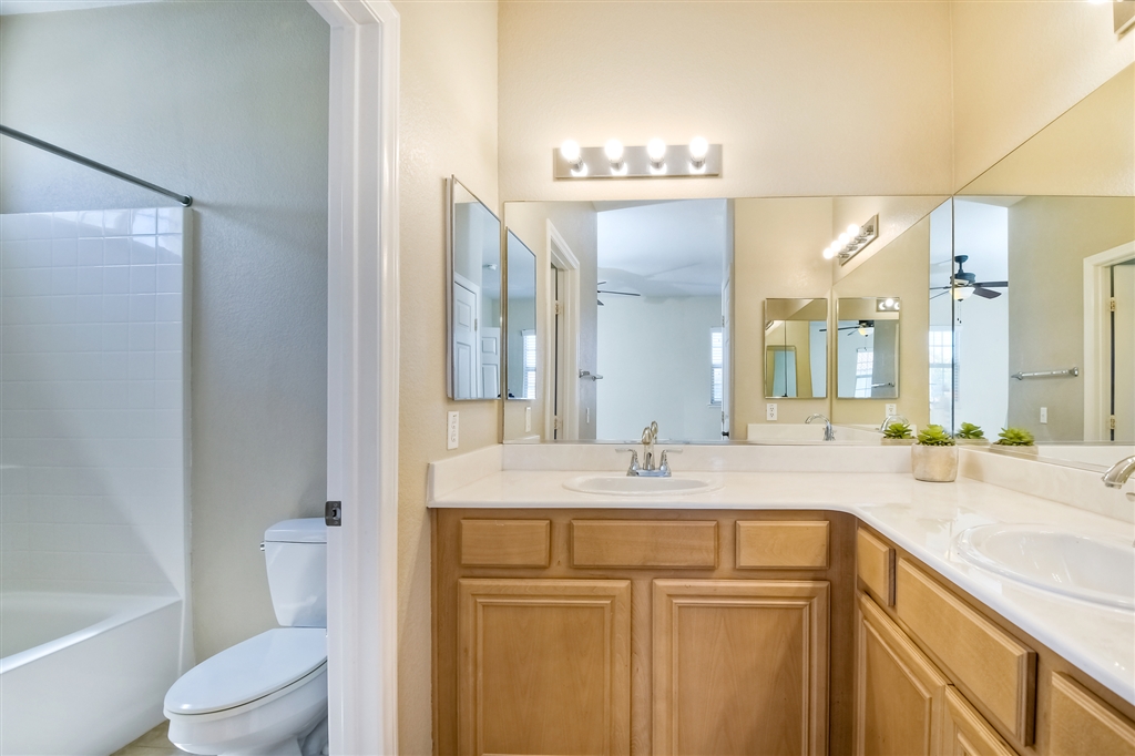 5513 Old Ranch Road, Unit 23 Oceanside, CA 92057 - Photo 14 of 24 Gallery Image 14