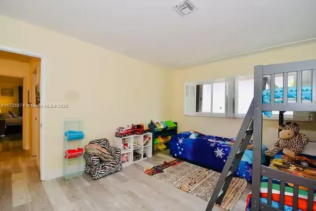 $11,000 | 12 Isla Bahia Drive, Fort Lauderdale, FL 33316