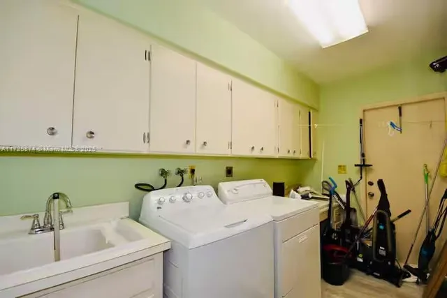 $11,000 | 12 Isla Bahia Drive, Fort Lauderdale, FL 33316