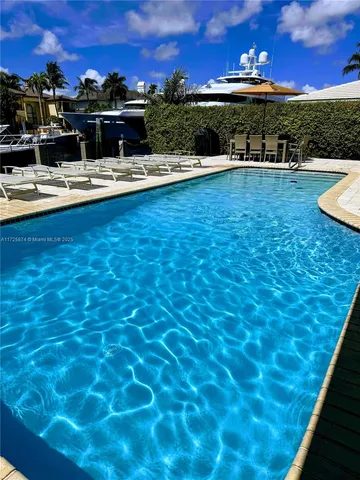 $11,000 | 12 Isla Bahia Drive, Fort Lauderdale, FL 33316