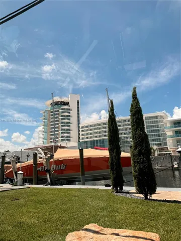 $11,000 | 12 Isla Bahia Drive, Fort Lauderdale, FL 33316