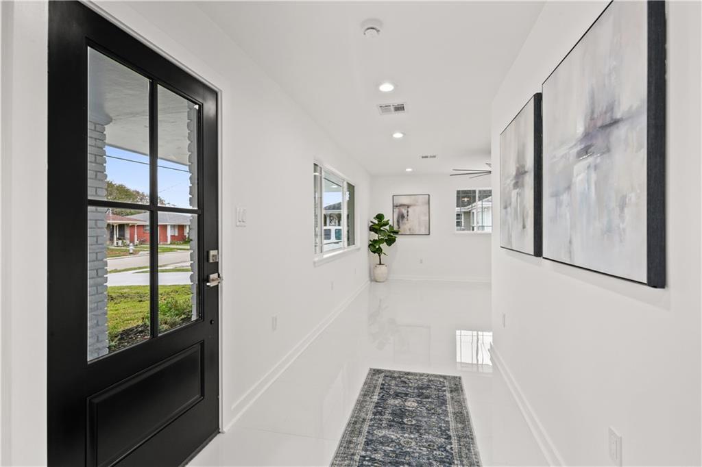 758 Rosa Avenue Metairie, LA 70005 - Photo 3 of 20