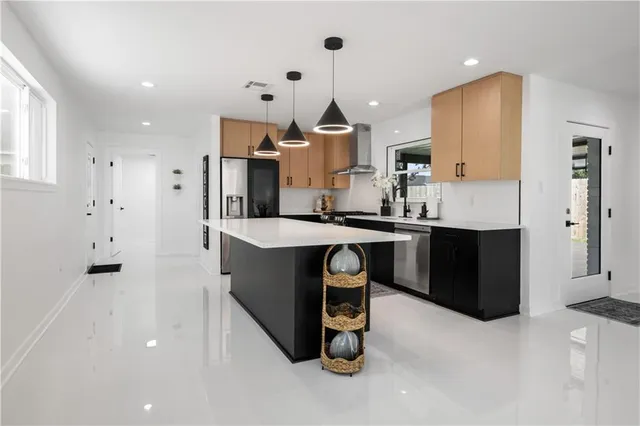 $465,000 | 758 Rosa Avenue, Metairie, LA 70005