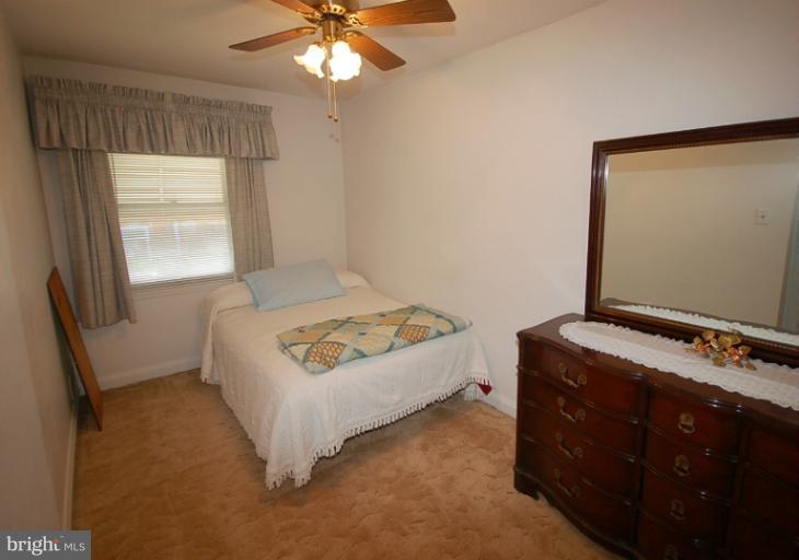 3913 Inner Circle Baltimore, MD 21225 - Photo 4 of 15 Bedroom 2