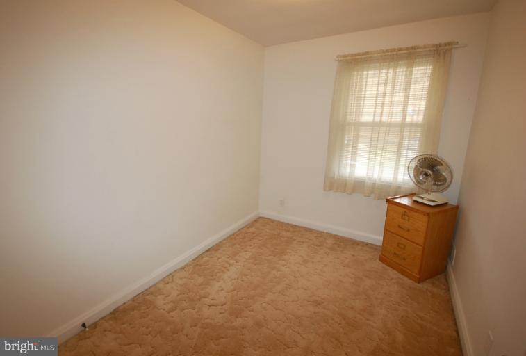 3913 Inner Circle Baltimore, MD 21225 - Photo 10 of 15 Bedroom 3