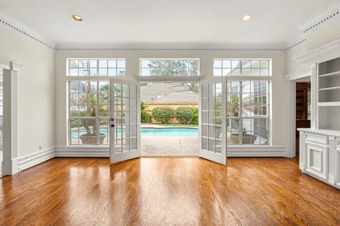 $629,000 | 5230 Norborne Lane, Houston, TX 77069