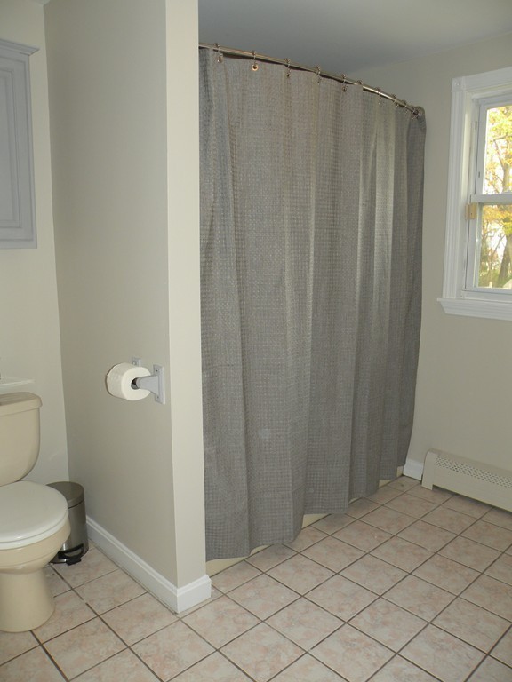 157 Burnham Road Lowell, MA 01852 - Photo 18 of 23 Gallery Image 18