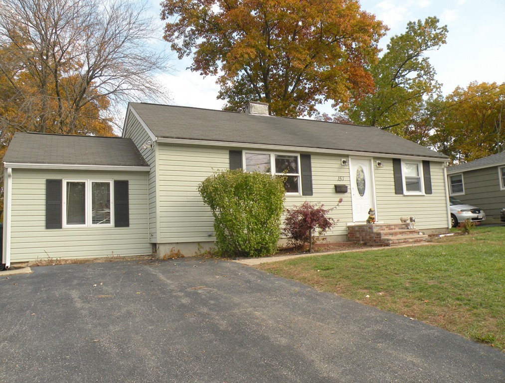 157 Burnham Road Lowell, MA 01852 - Photo 2 of 23 Gallery Image 2