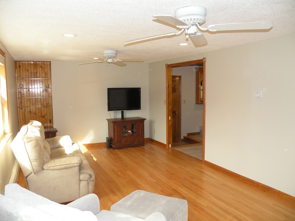 157 Burnham Road Lowell, MA 01852 - Photo 7 of 23 Gallery Image 7