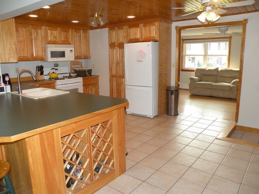 157 Burnham Road Lowell, MA 01852 - Photo 10 of 23 Gallery Image 10