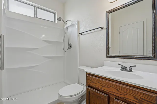 a view of a back yard of the house