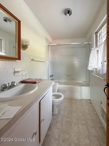 $5,500,000 | 8 Delaware Avenue, Hague, NY 12874