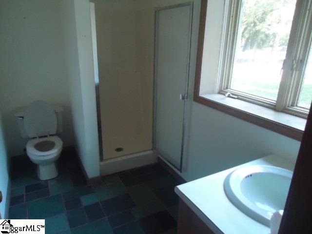 1205 Edwards Road Greenville, SC 29615 - Photo 13 of 36 Gallery Image 13