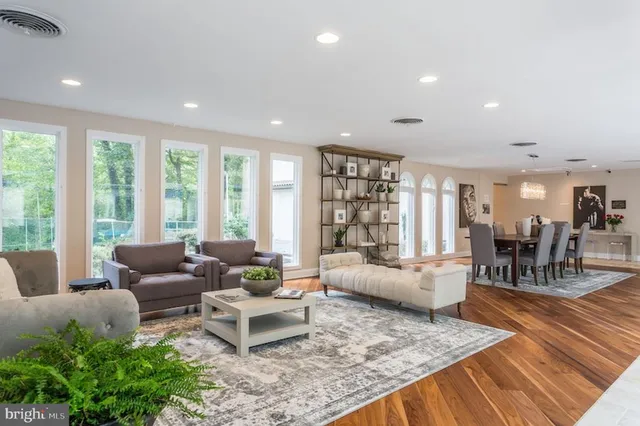 $1,975,000 | 1121 Winding Drive, Cherry Hill, NJ 08003