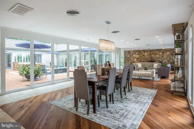 $1,975,000 | 1121 Winding Drive, Cherry Hill, NJ 08003