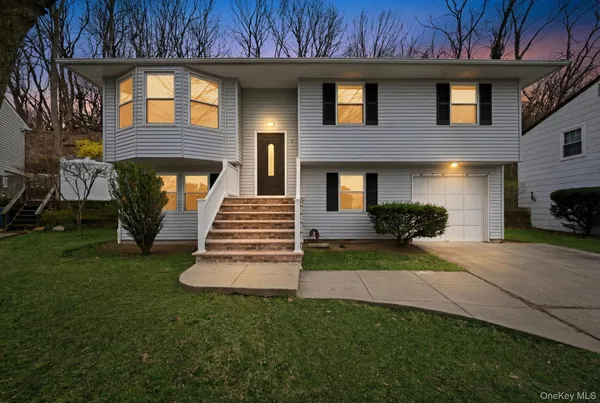 $799,000 | 9 Harmony Lane, Glen Cove, NY 11542