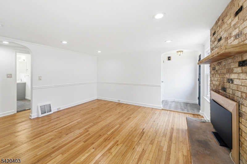 356 North Road Chester, NJ 07930 - Photo 11 of 47
