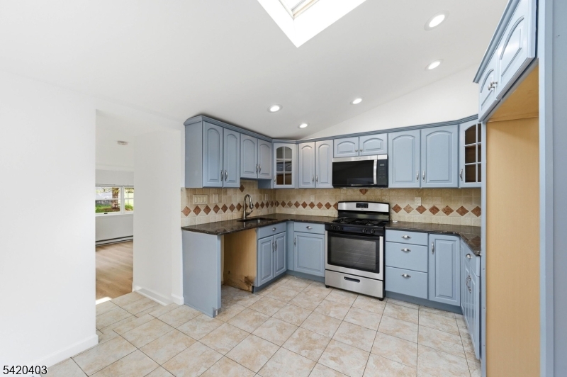356 North Road Chester, NJ 07930 - Photo 18 of 47