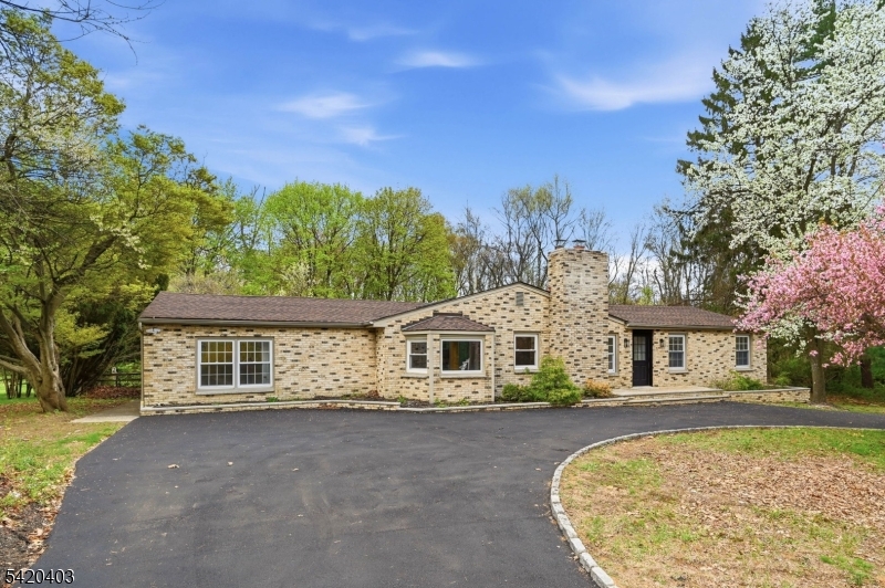 356 North Road Chester, NJ 07930 - Photo 4 of 47