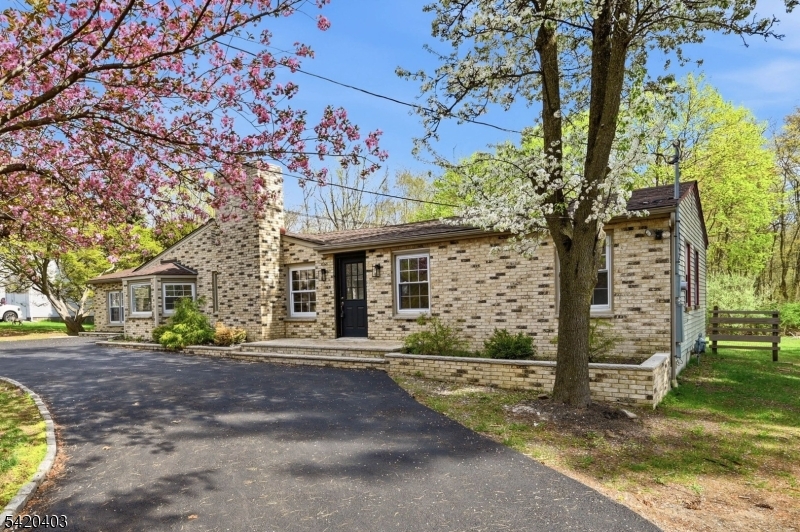 356 North Road Chester, NJ 07930 - Photo 7 of 47