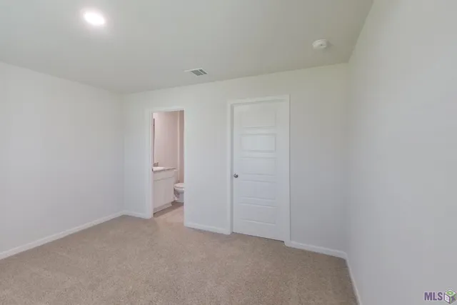 $1,695 | 14213 War Admiral Avenue, Denham Springs, LA 70726