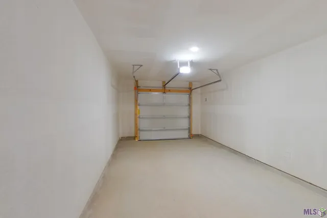 $1,695 | 14213 War Admiral Avenue, Denham Springs, LA 70726