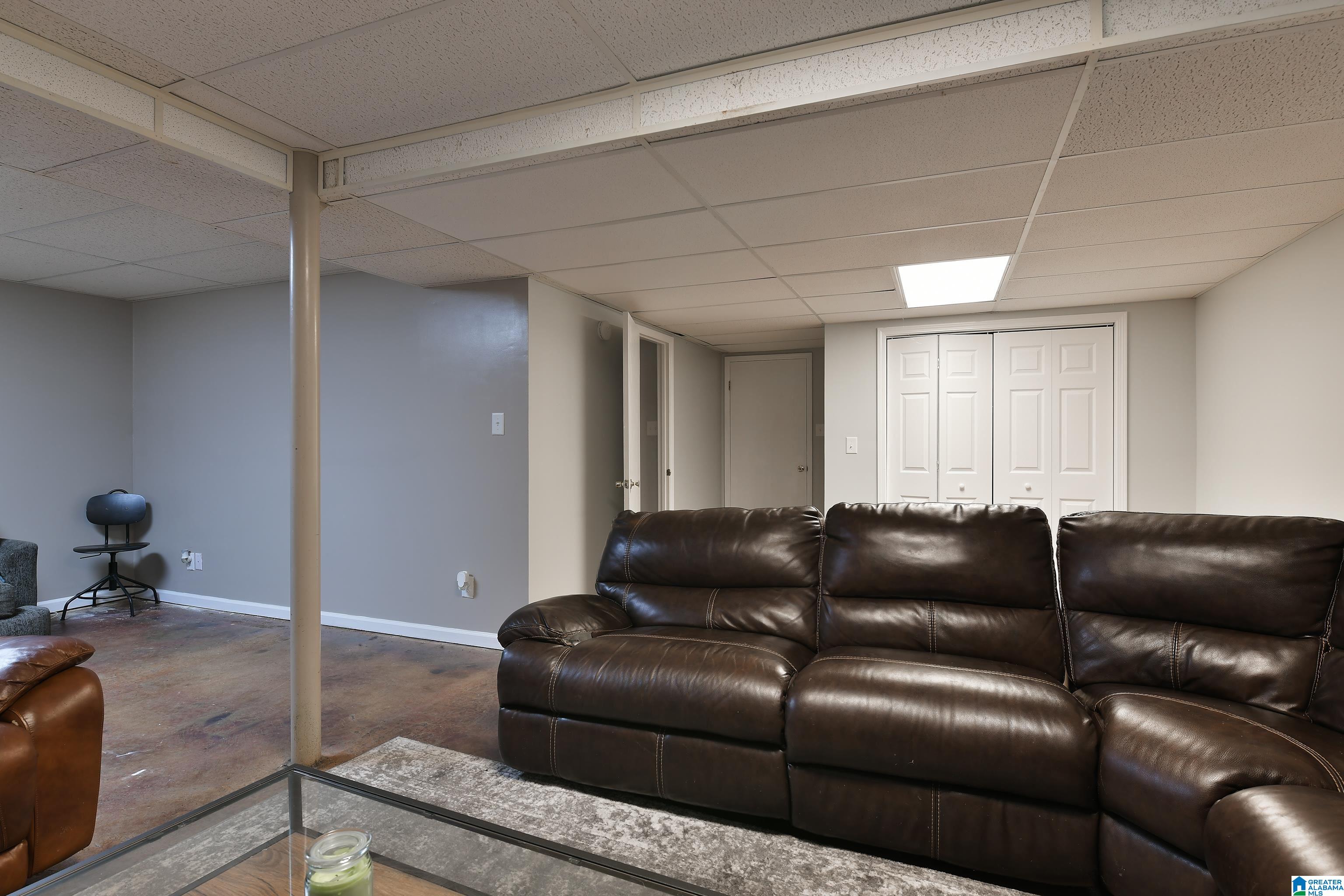 5645 Hampton Road Birmingham, AL 35210 - Photo 34 of 46