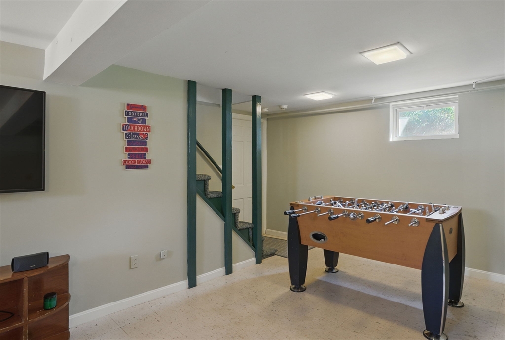 13 Sunnyfield Road Bedford, MA 01730 - Photo 23 of 30 Gallery Image 23