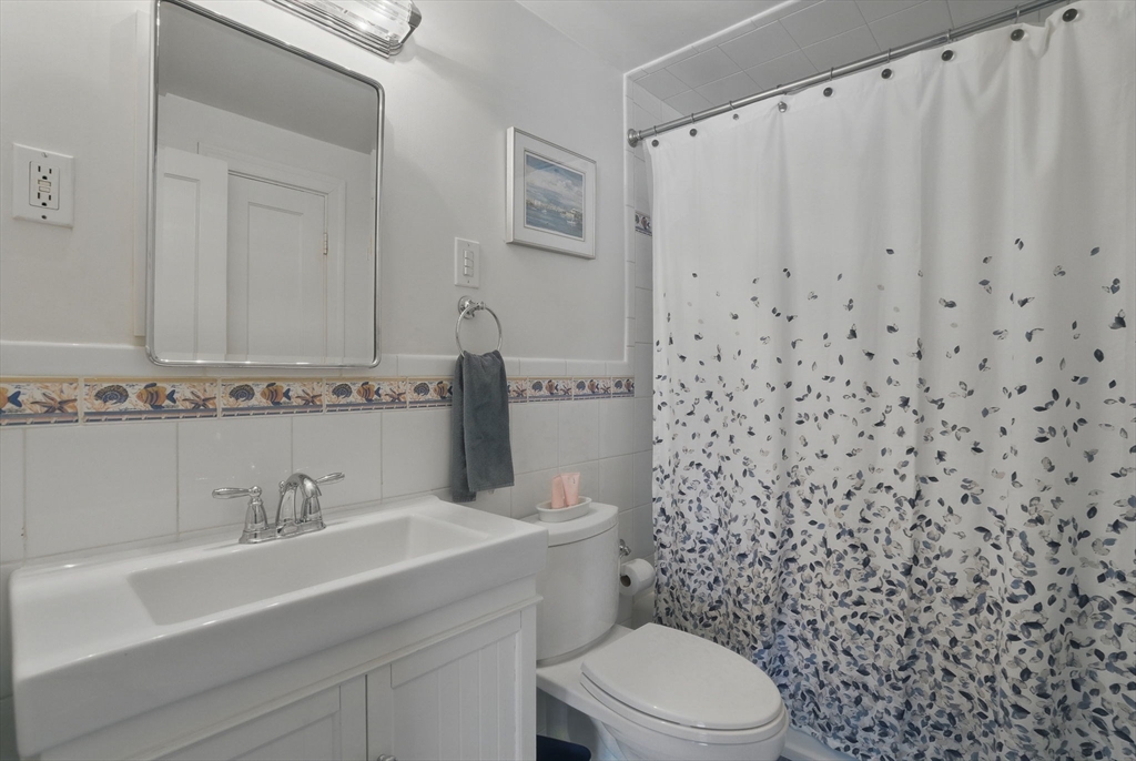13 Sunnyfield Road Bedford, MA 01730 - Photo 24 of 30 Gallery Image 24