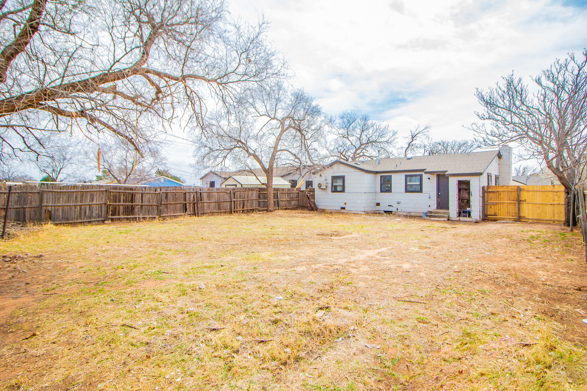 3304 Itasca Street Lubbock, TX 79415 - Photo 18 of 18 a front view of house with yard