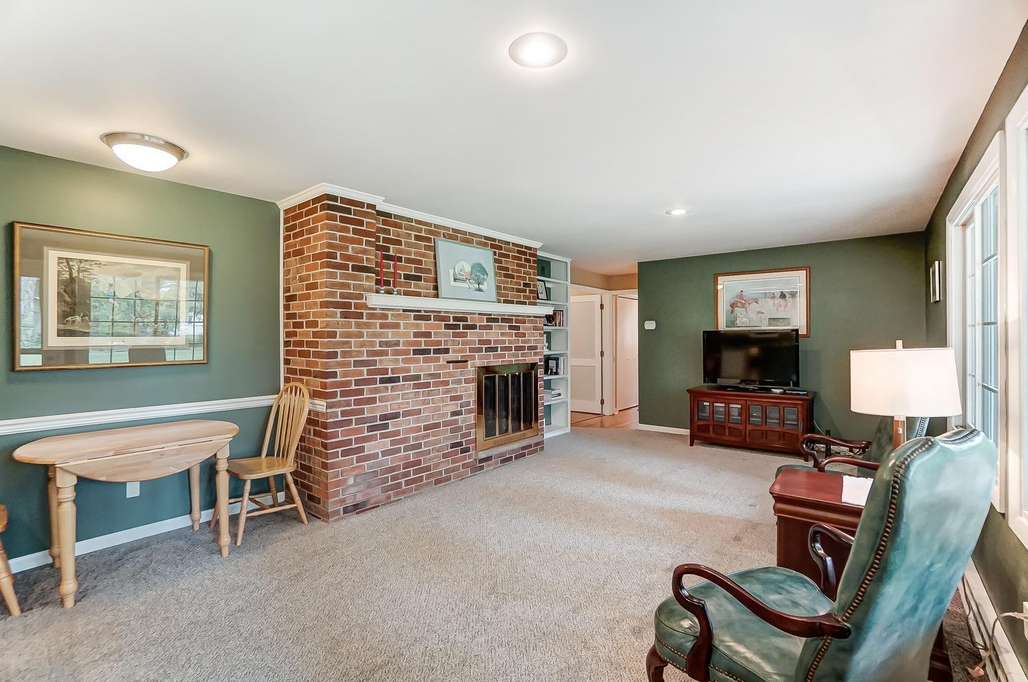 239 Poage Farm Road Wyoming, OH 45215 - Photo 11 of 49