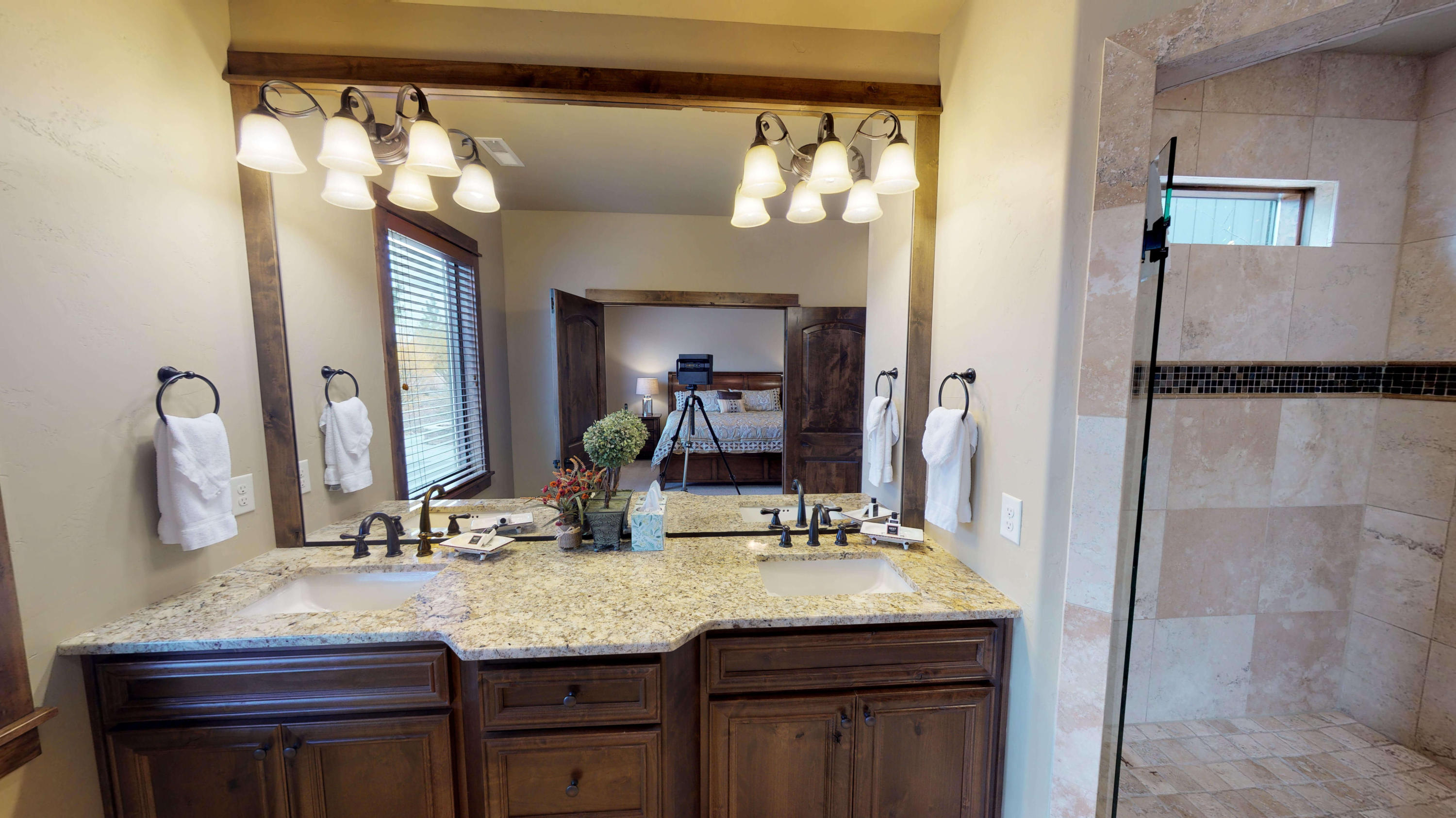 56538 Dancing Rock Loop, Unit 16 Bend, OR 97707 - Photo 23 of 32 16_CalderaCabin (22)