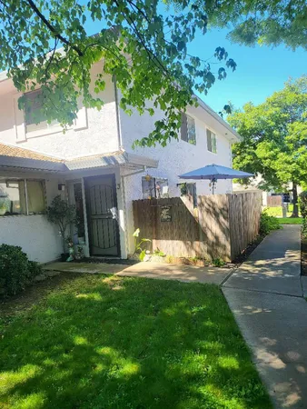 $215,000 | 4702 Greenholme Drive, Unit 3, Sacramento, CA 95842