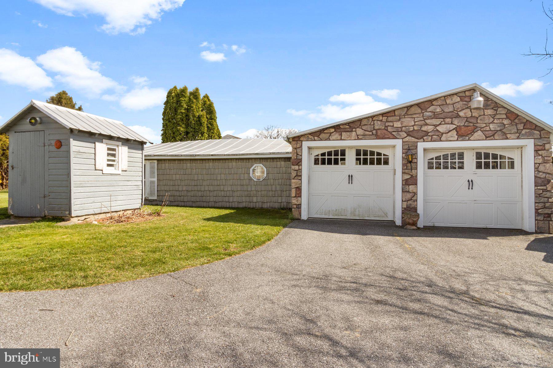 1845 Deer Park Road Finksburg, MD 21048 - Photo 3 of 37 Gallery Image 3