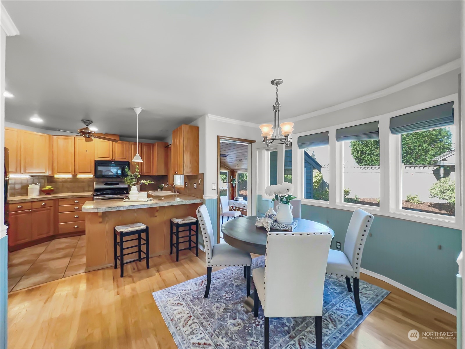 20335 Hoved Road Poulsbo, WA 98370 - Photo 6 of 24 Gallery Image 6
