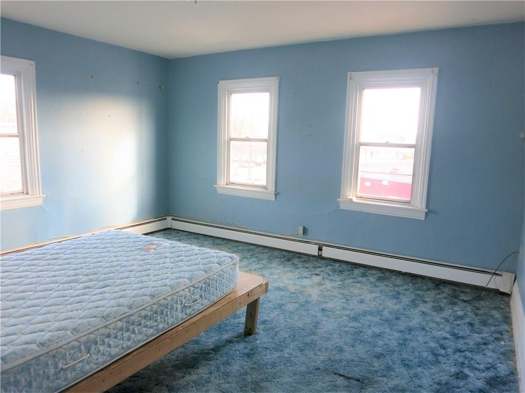 490 Lacock Street Rochester, PA 15074 - Photo 9 of 11