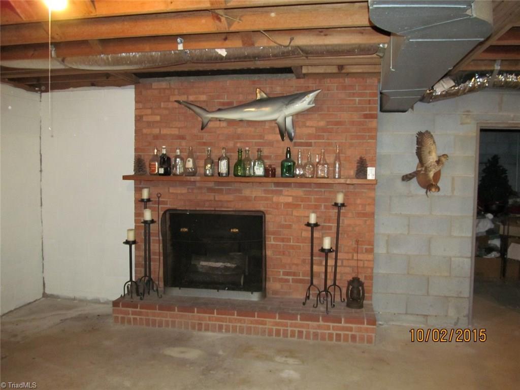 2371 Bagley Springs Road Ronda, NC 28670 - Photo 23 of 30 Gallery Image 23