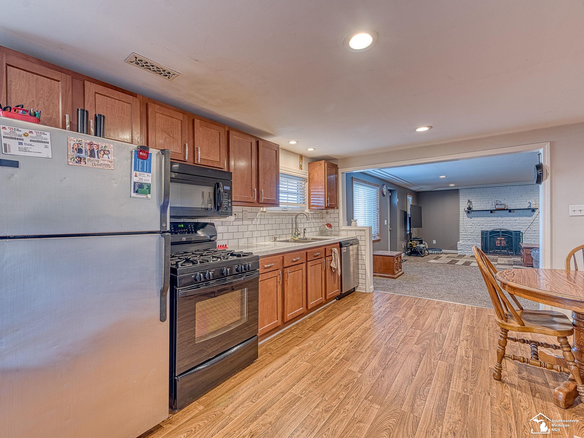 13370 Laplaisance Road Monroe, MI 48161 - Photo 17 of 38 Gallery Image 17