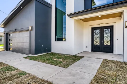 $480,000 | 406 East Carrie Manor Street, Manor, TX 78653
