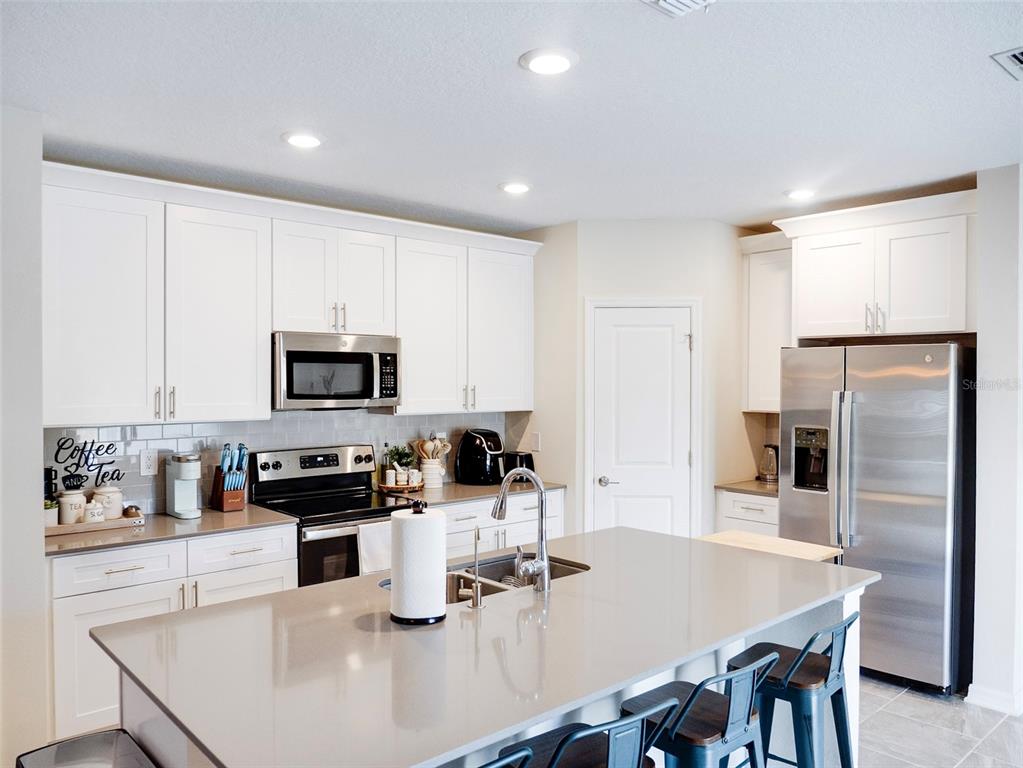 2949 Muller Oak Loop Ocoee, FL 34761 - Photo 10 of 37