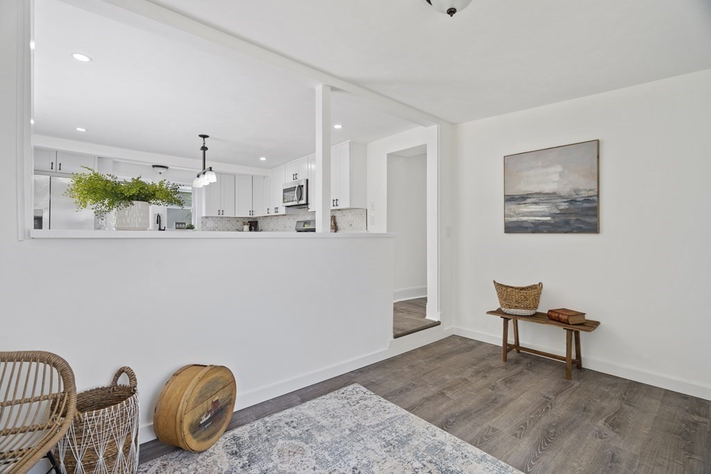 11 Spring Street Salisbury, MA 01952 - Photo 13 of 23 Gallery Image 13