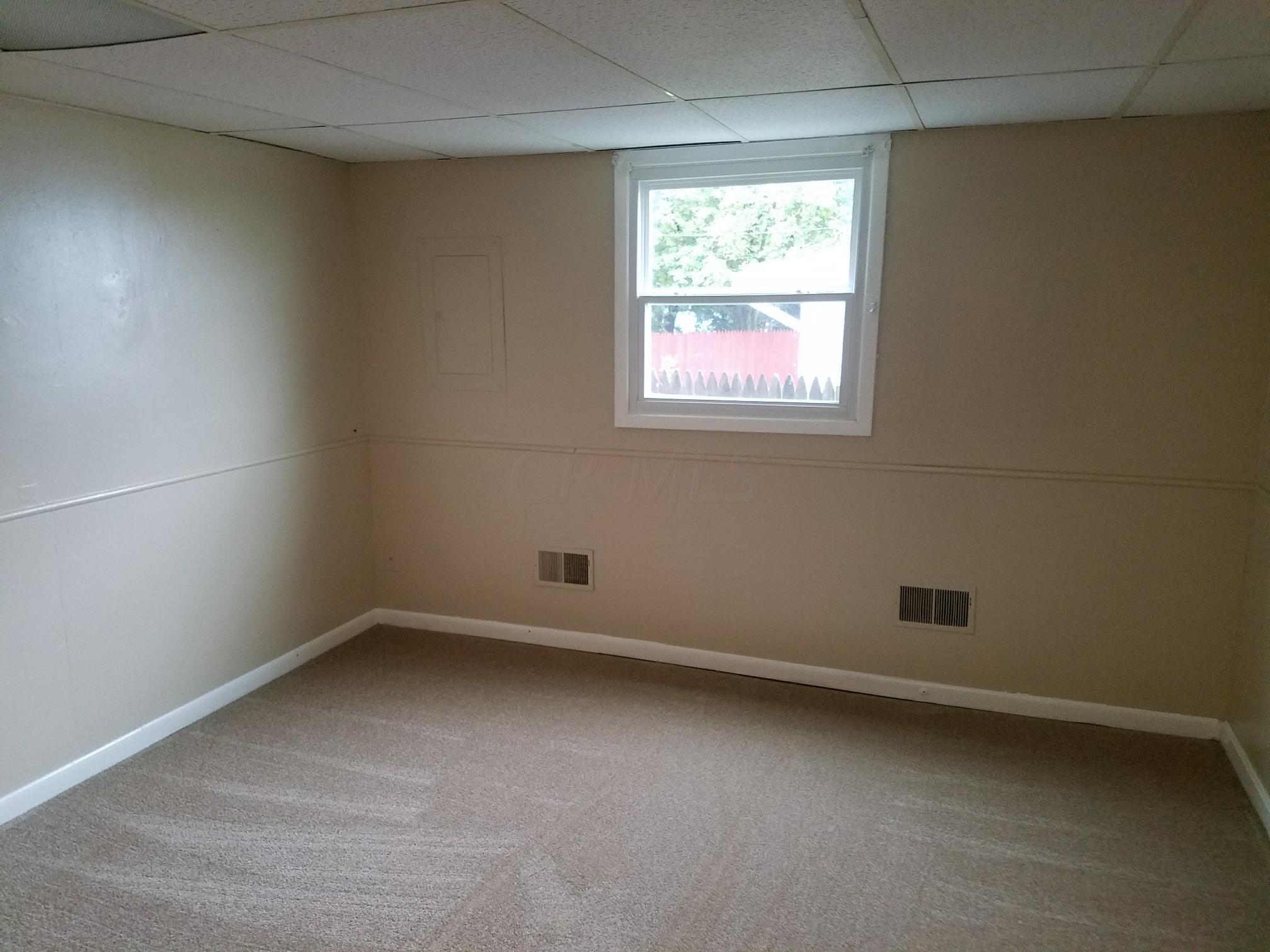 1457 Demorest Road Columbus, OH 43228 - Photo 10 of 19 Gallery Image 10