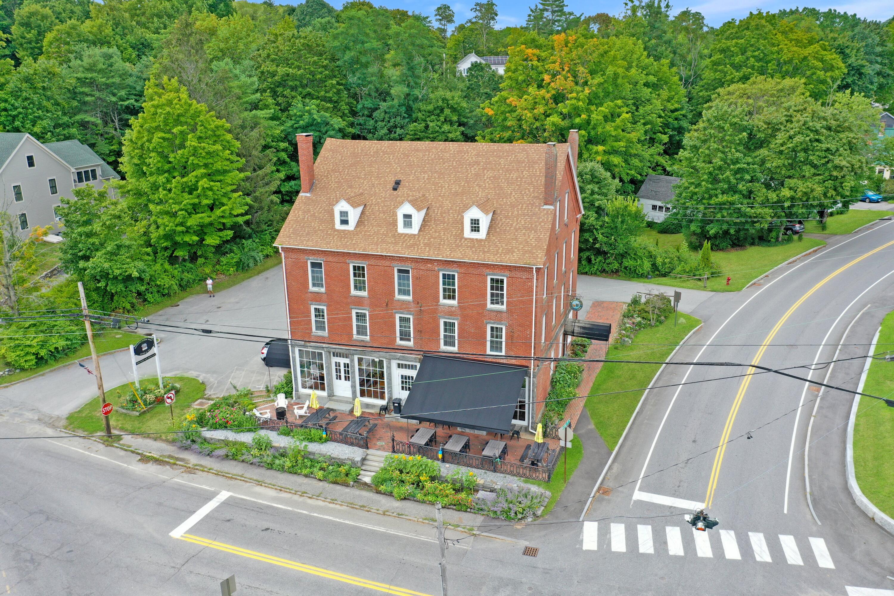 52 Main Street Newcastle, ME 04553 - Photo 11 of 58 52 Main Street, Newcastle (11)