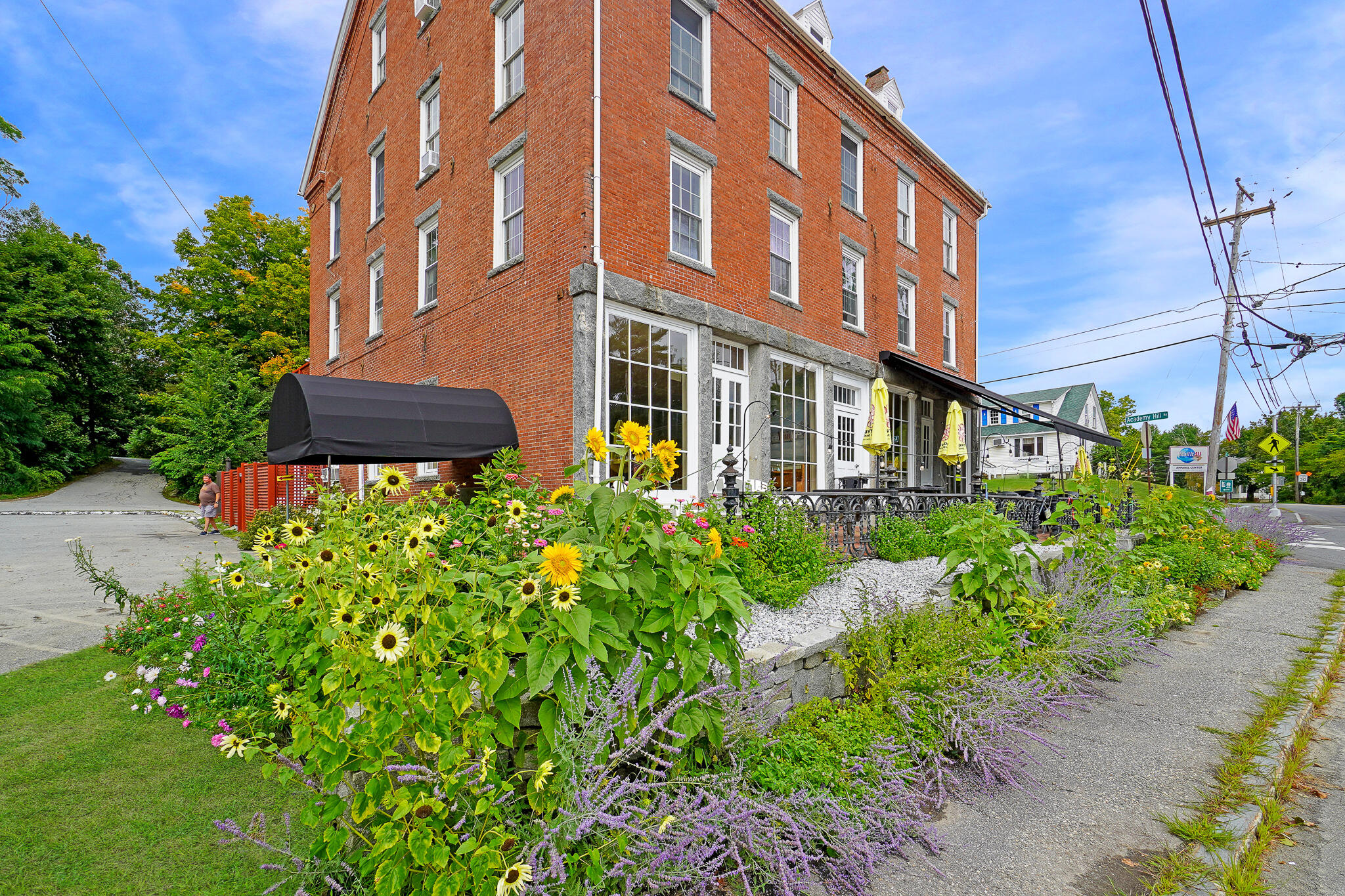 52 Main Street Newcastle, ME 04553 - Photo 5 of 58 52 Main Street, Newcastle (5)