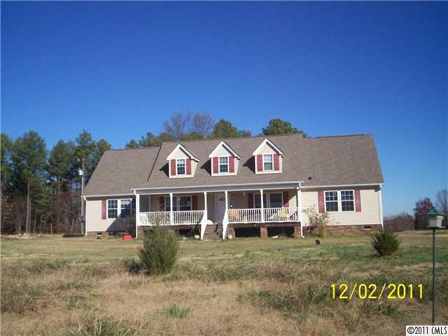 1607 Albert Road Chester, SC 29706 - Photo 1 of 3 Gallery Image 1