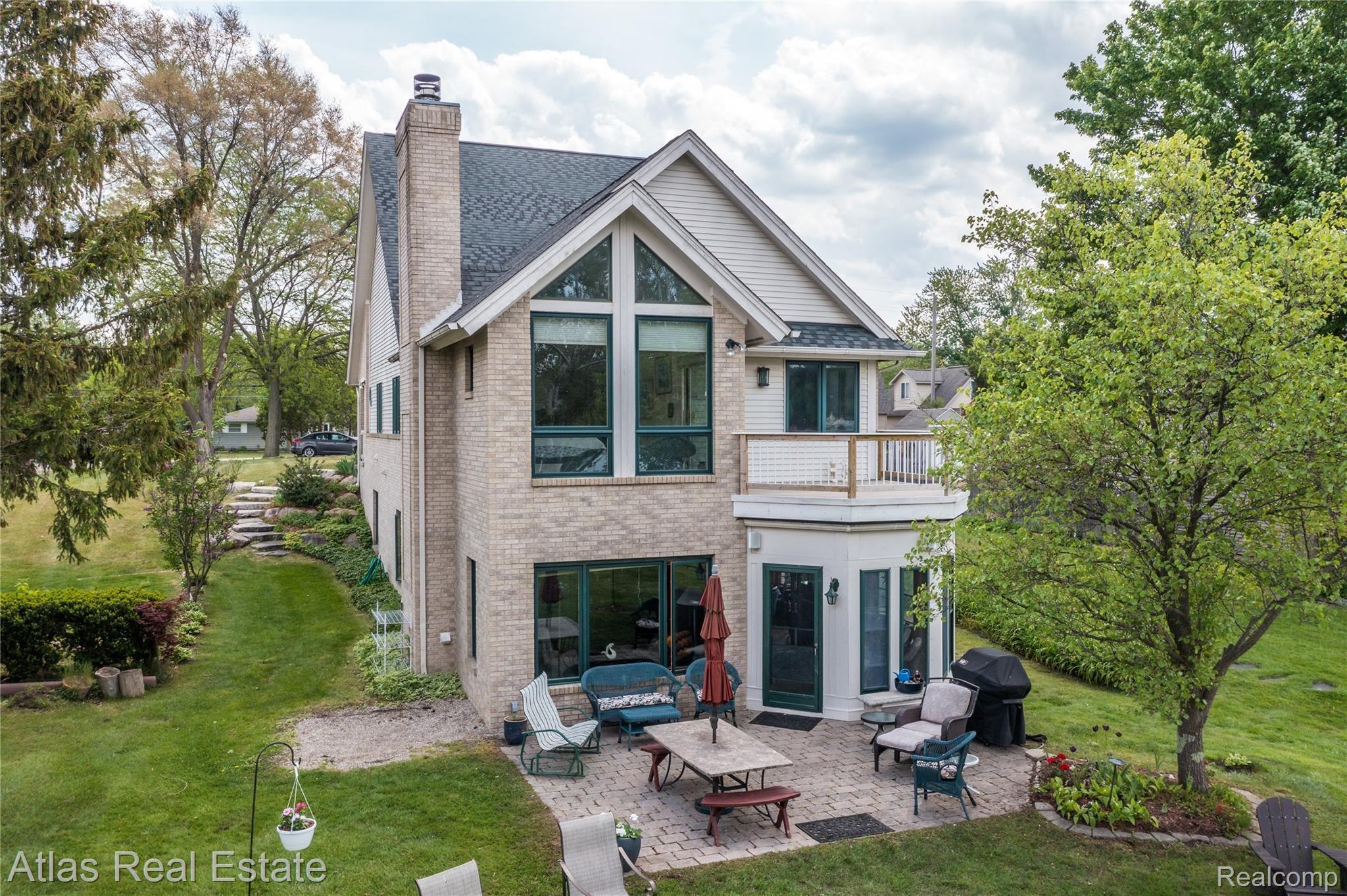 2444 Allen Road Ortonville, MI 48462 - Photo 13 of 64 Exteriors 11.jpg