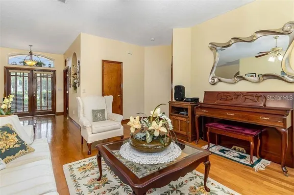 $3,600 | 10001 Highland Woods Court, Orlando, FL 32836